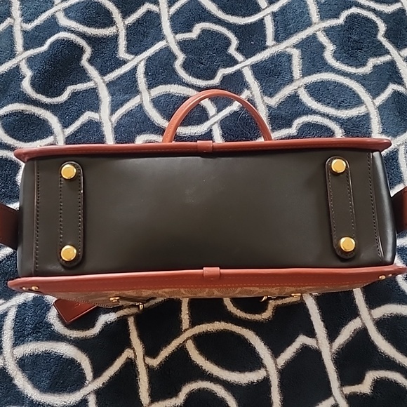 Coach Dreamer 21 Signature Canvas & Leather - Picture 7 of 10